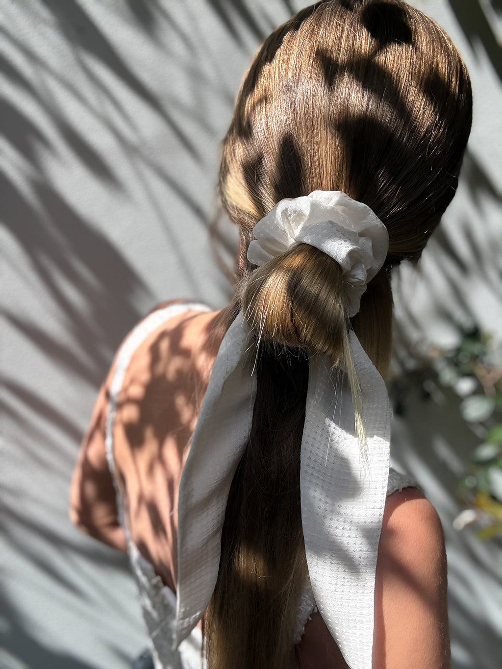 Pearl Reverie — Classic Pure Silk Scrunchie