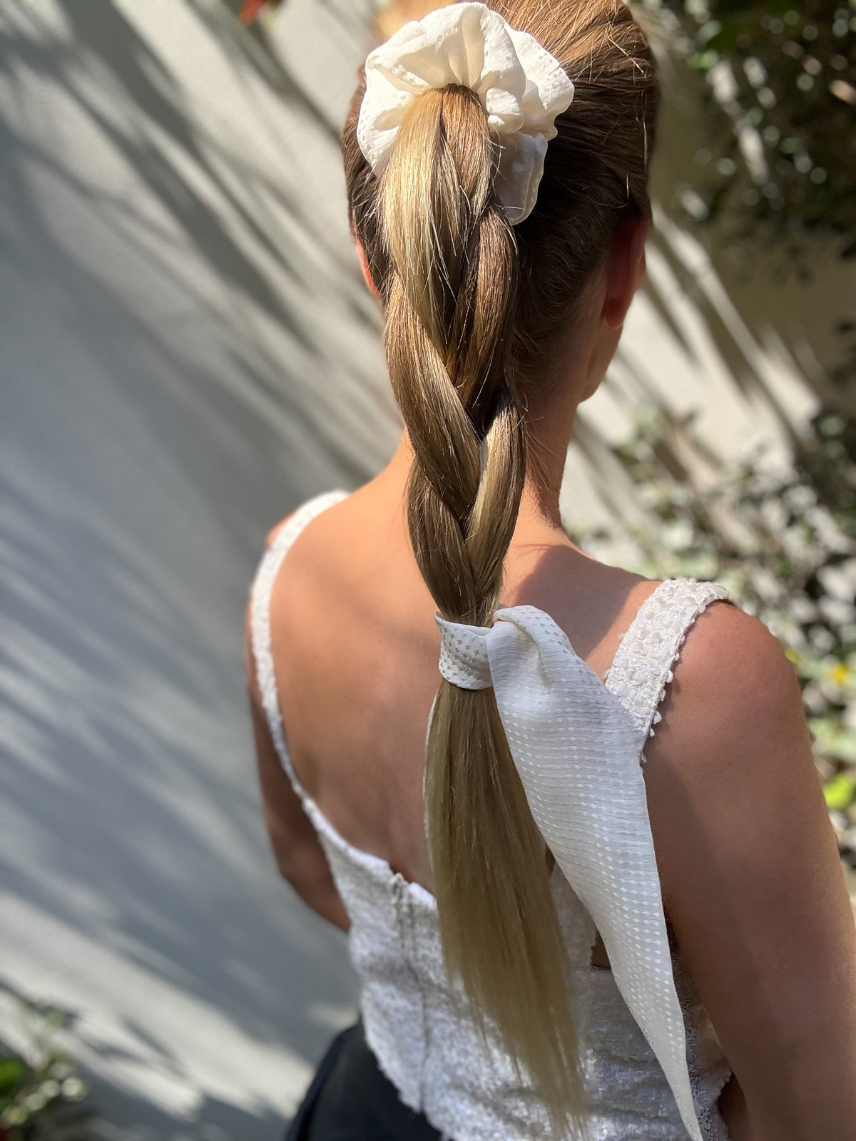 Pearl Reverie — Classic Pure Silk Scrunchie