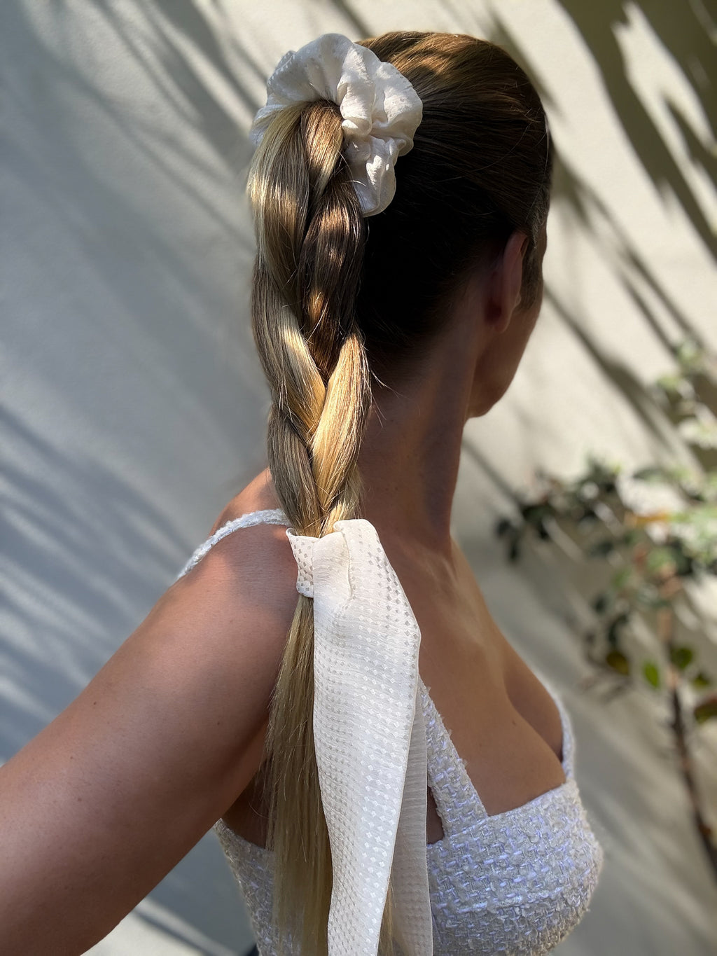 Pearl Reverie — Classic Pure Silk Scrunchie