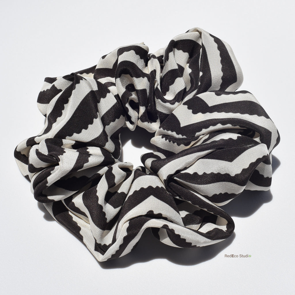Oversized 100% Silk Scrunchie - Black and white chevron