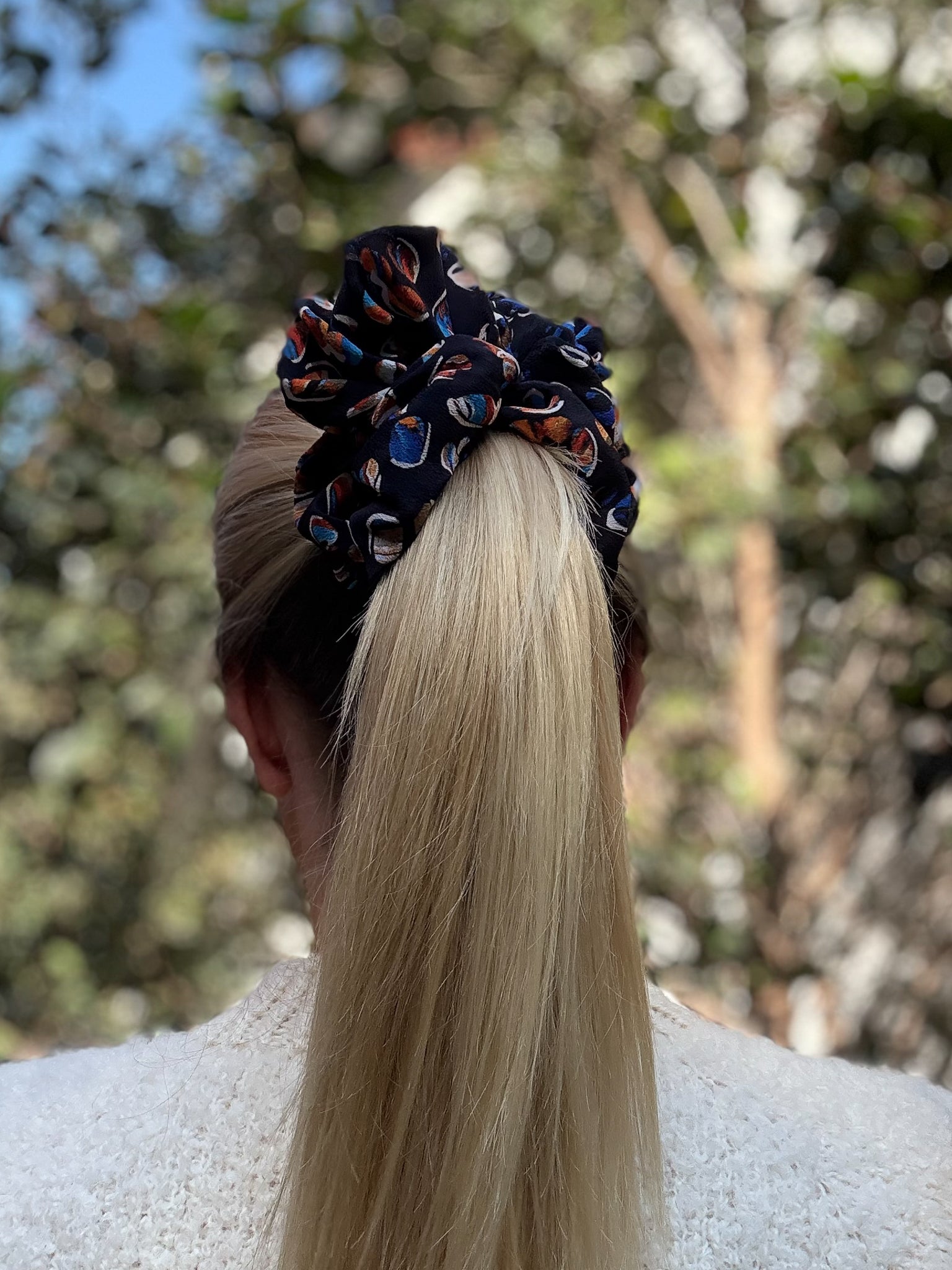 Oversized 100% Silk Scrunchie - Pebbles on a navy blue base